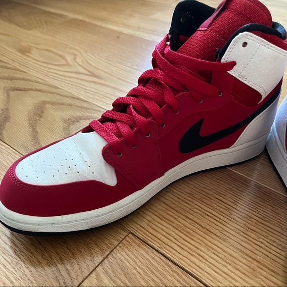 Jordan 1 Retro High 'Blake Griffin' 10M - Picture 2 of 8